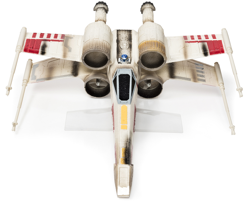 Illustration for article titled You Can Finally Pilot Your Own Flying Millennium Falcon and X-Wing